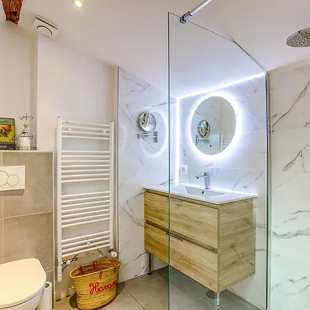 Duplex De Luxe à élégance Et Confort 100m2 Climatisées *